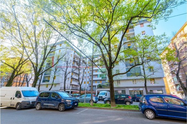 appartamento in vendita a Modena in zona Crocetta