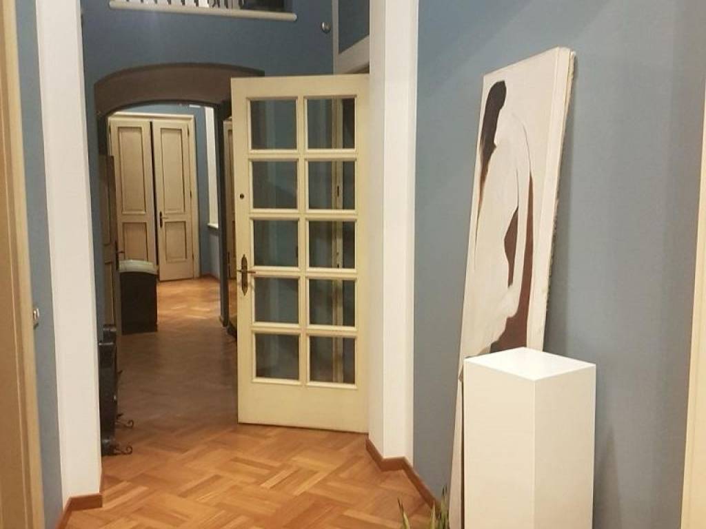 appartamento in vendita a Modena in zona Centro Storico