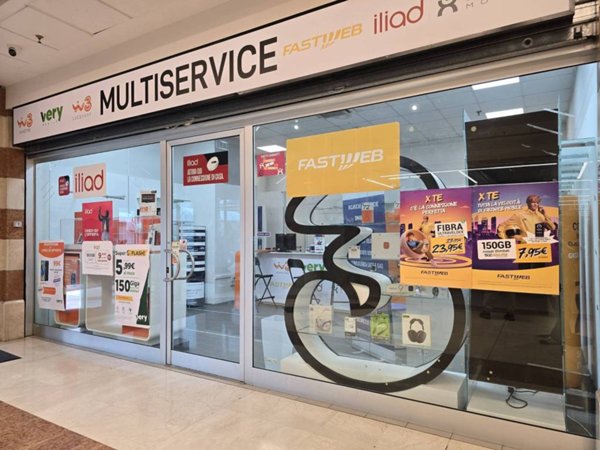 negozio in vendita a Modena in zona Buon Pastore