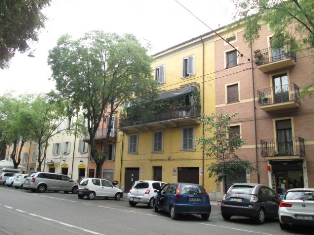 appartamento in vendita a Modena in zona Centro Storico