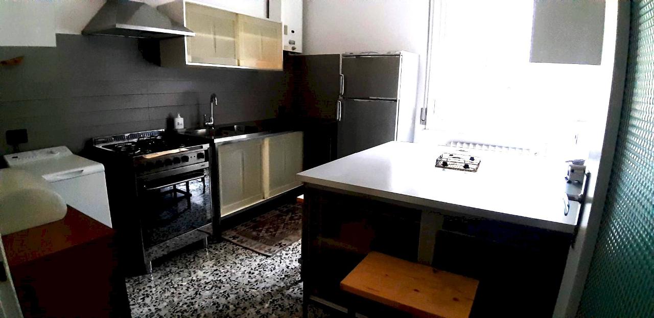 appartamento in vendita a Modena in zona San Lazzaro / Modena Est