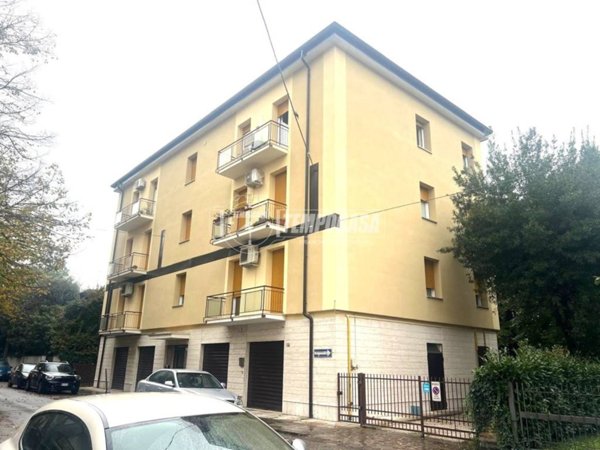 appartamento in vendita a Modena in zona Sant'Agnese