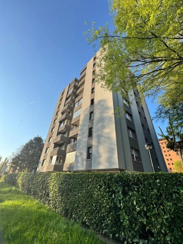 appartamento in vendita a Modena in zona San Lazzaro / Modena Est