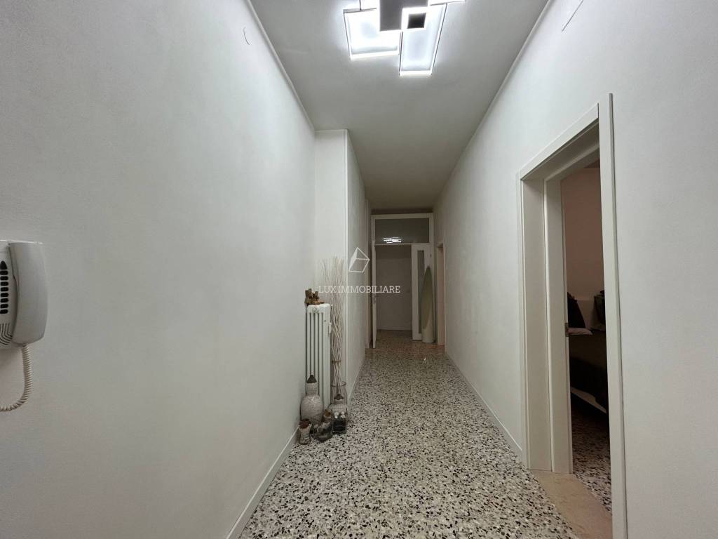 appartamento in vendita a Modena in zona Centro Storico