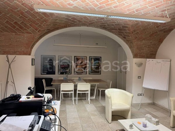 ufficio in vendita a Modena in zona Centro Storico