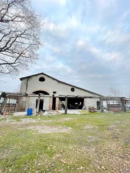 appartamento in vendita a Modena in zona Baggiovara