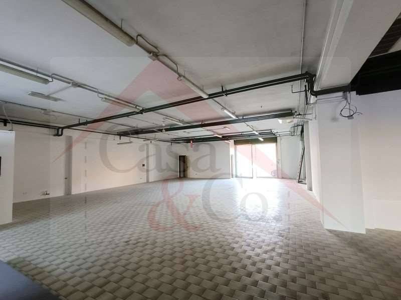 appartamento in vendita a Modena in zona Madonnina / Quattro Ville