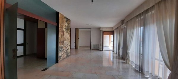appartamento in vendita a Modena in zona Centro Storico