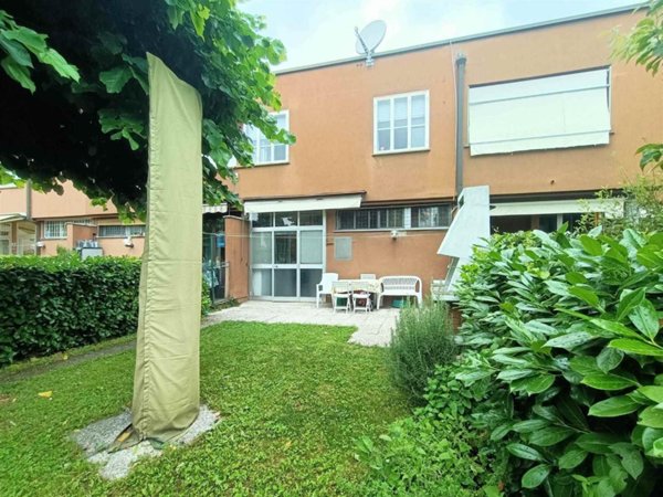 casa indipendente in vendita a Modena in zona San Lazzaro / Modena Est