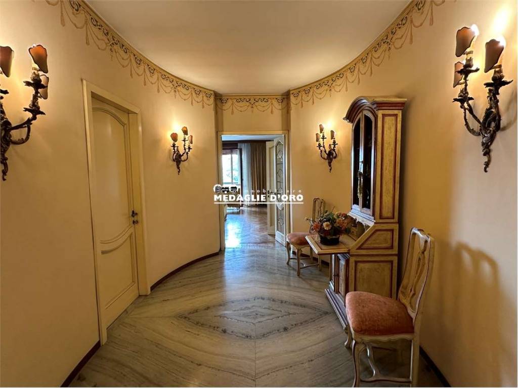 appartamento in vendita a Modena
