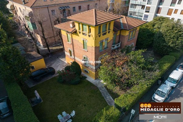 casa indipendente in vendita a Modena in zona Sant'Agnese