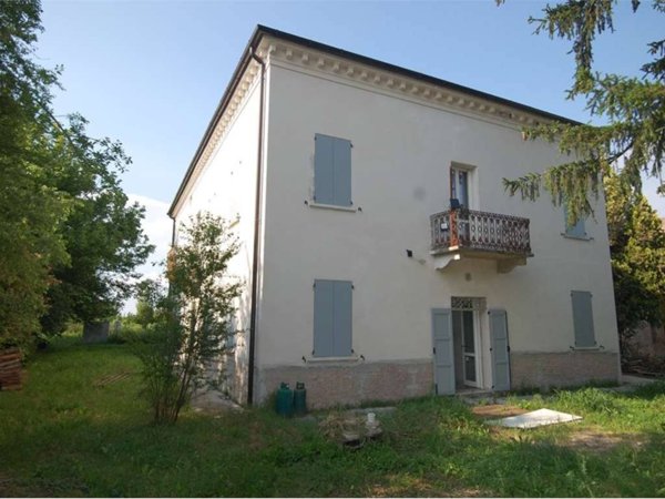 casa indipendente in vendita a Modena in zona Baggiovara