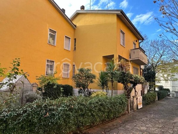 casa indipendente in vendita a Modena in zona San Cataldo