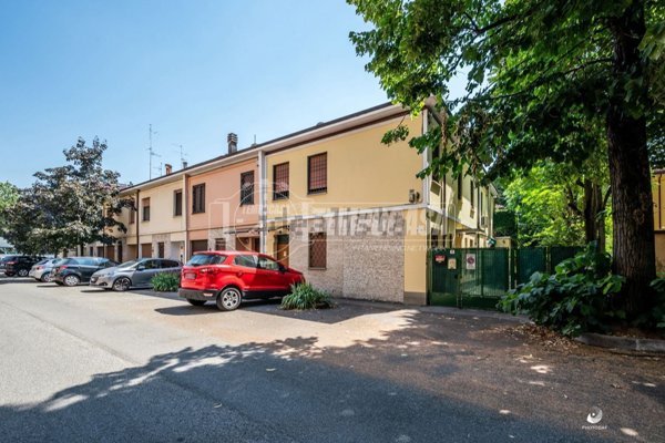 casa indipendente in vendita a Modena in zona Sant'Agnese