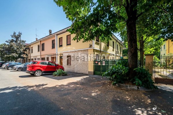 casa indipendente in vendita a Modena in zona Sant'Agnese