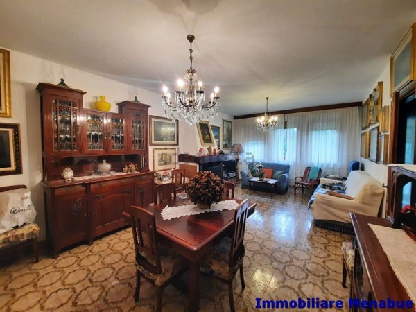 casa indipendente in vendita a Modena