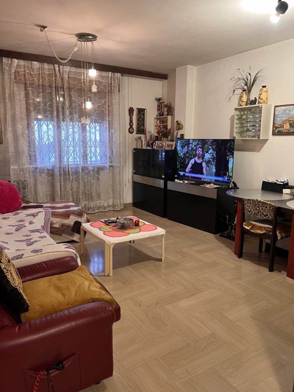 appartamento in vendita a Modena in zona San Lazzaro / Modena Est
