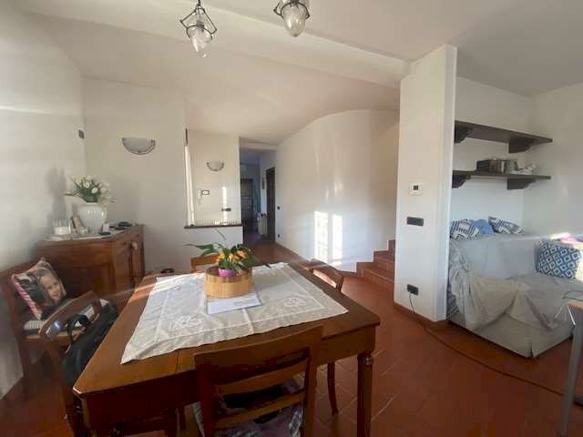 casa indipendente in vendita a Modena in zona Albareto
