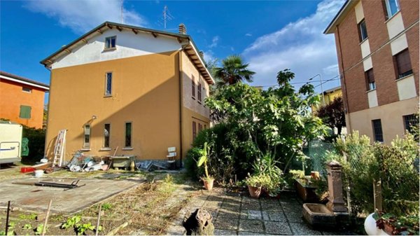 casa indipendente in vendita a Modena in zona Buon Pastore