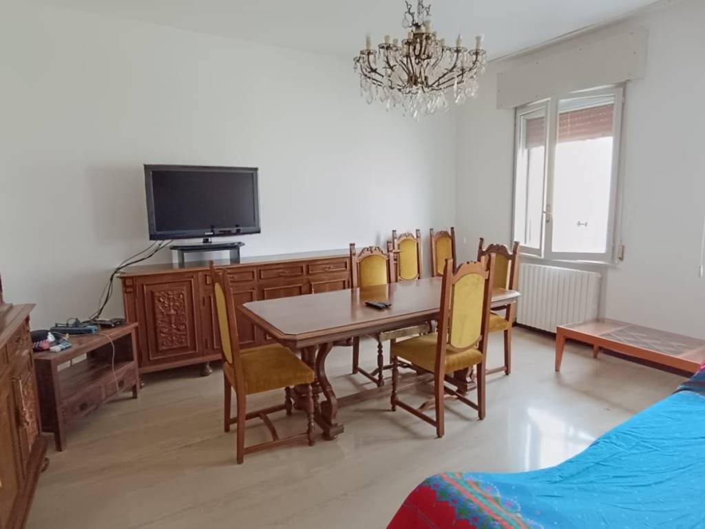 appartamento in vendita a Modena in zona Cittanova