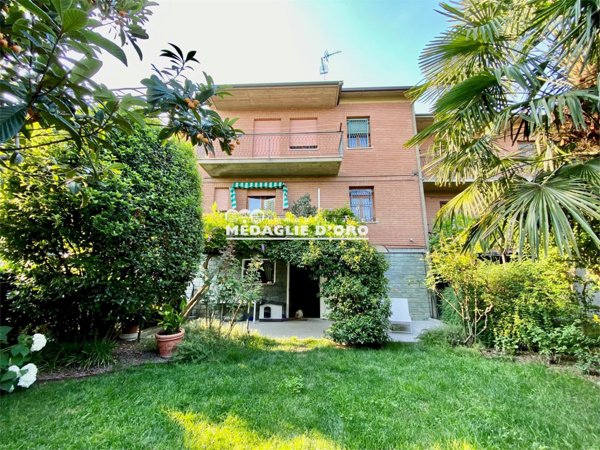 casa indipendente in vendita a Modena in zona Buon Pastore