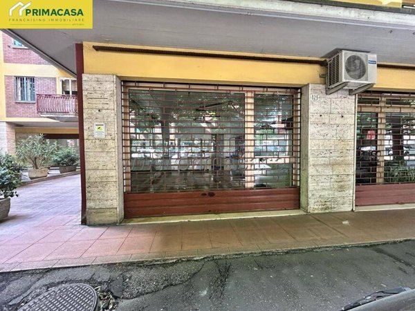 negozio in vendita a Modena