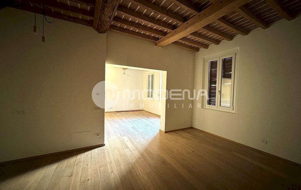 appartamento in vendita a Modena in zona Centro Storico
