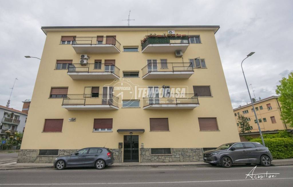 appartamento in vendita a Modena in zona Crocetta