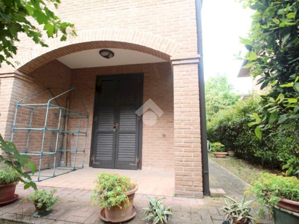 casa indipendente in vendita a Modena
