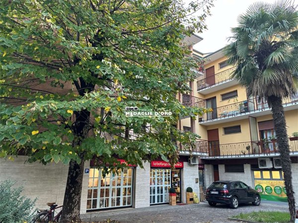 negozio in vendita a Modena in zona Buon Pastore
