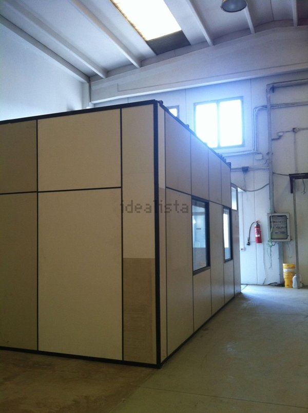 capannone in vendita a Modena in zona Fossalta