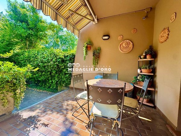 casa indipendente in vendita a Modena in zona San Lazzaro / Modena Est