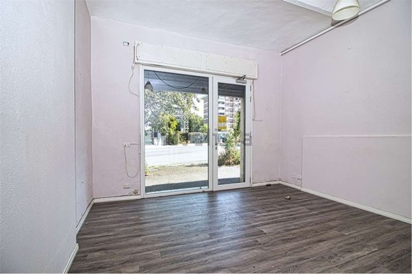 ufficio in vendita a Modena in zona Crocetta