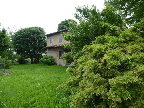casa indipendente in vendita a Modena in zona Cognento