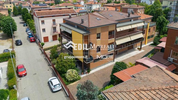 casa indipendente in vendita a Modena in zona Sant'Agnese