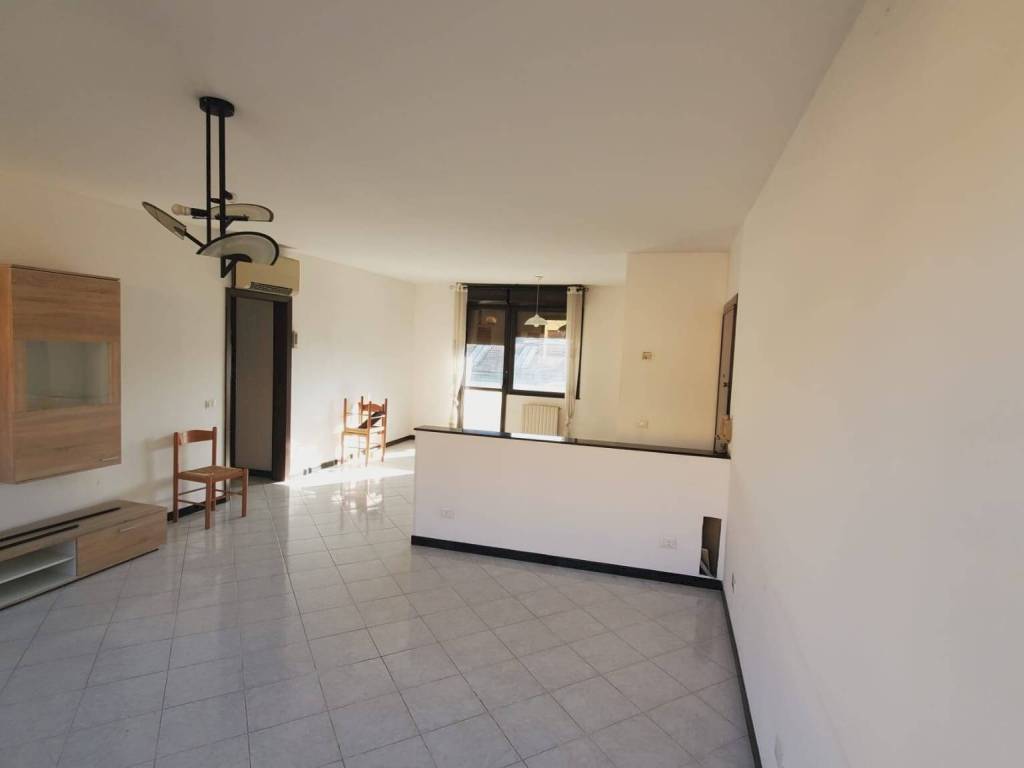 appartamento in vendita a Modena in zona San Lazzaro / Modena Est