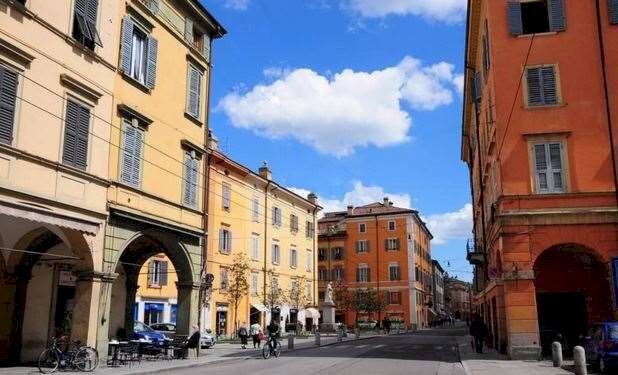 appartamento in vendita a Modena in zona Centro Storico