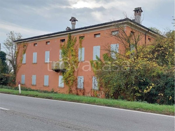 casa indipendente in vendita a Modena in zona Madonnina / Quattro Ville