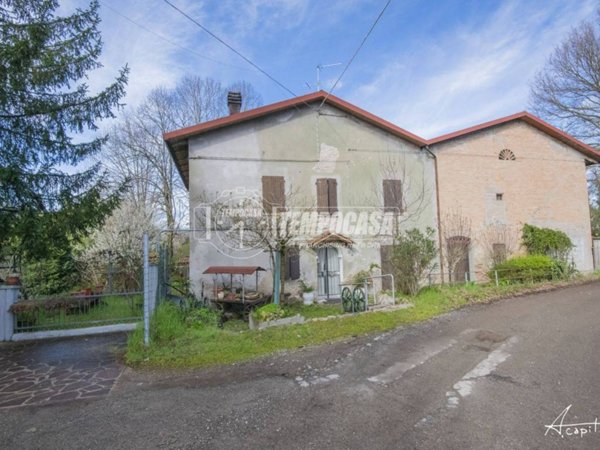casa indipendente in vendita a Modena in zona Baggiovara