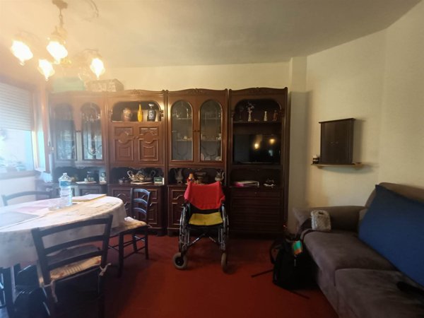 appartamento in vendita a Modena in zona Amendola