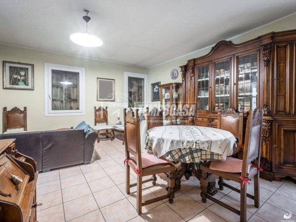 appartamento in vendita a Modena in zona San Faustino