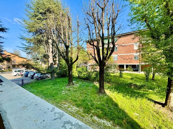 appartamento in vendita a Modena in zona Crocetta