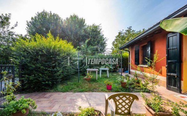 casa indipendente in vendita a Modena in zona Crocetta