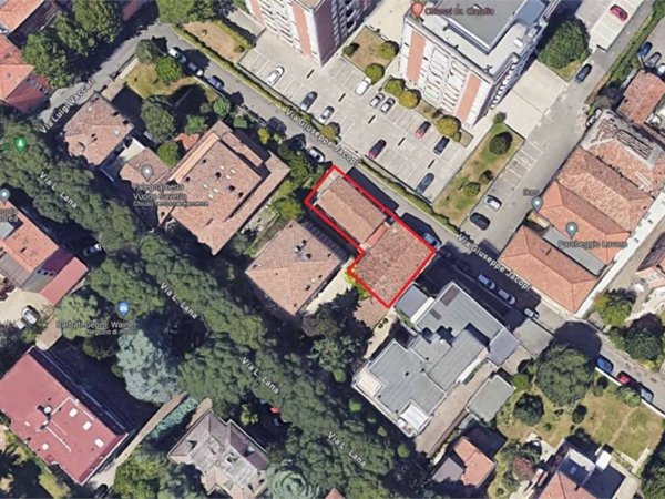 terreno edificabile in vendita a Modena in zona Centro Storico