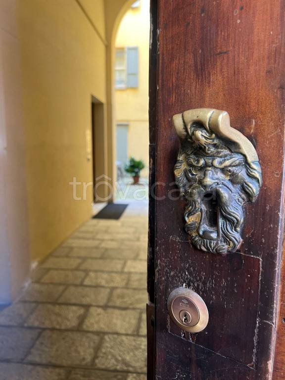 appartamento in vendita a Modena in zona Centro Storico
