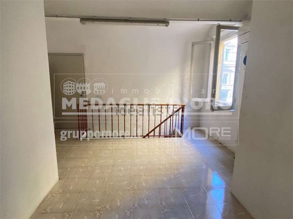 negozio in vendita a Modena in zona Centro Storico