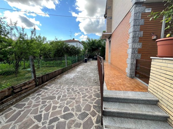 appartamento in vendita a Modena in zona San Faustino