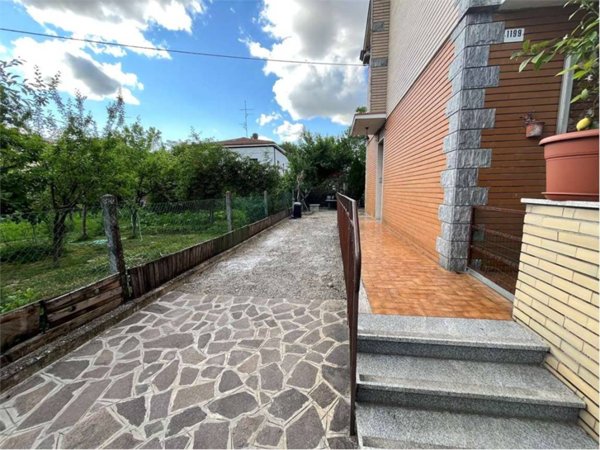 appartamento in vendita a Modena in zona San Faustino
