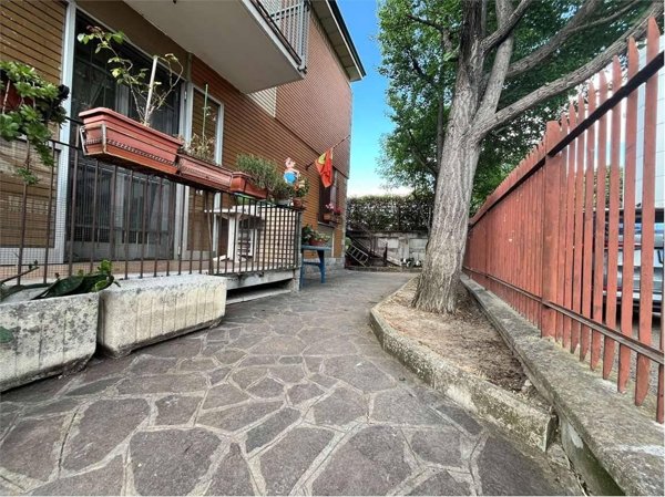 appartamento in vendita a Modena in zona Cittanova