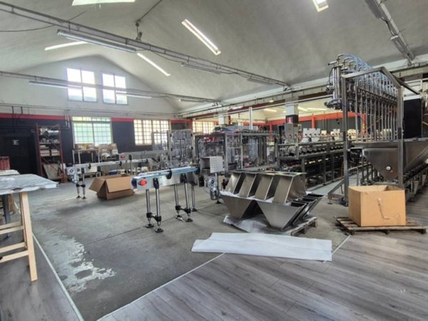 appartamento in vendita a Modena in zona Madonnina / Quattro Ville